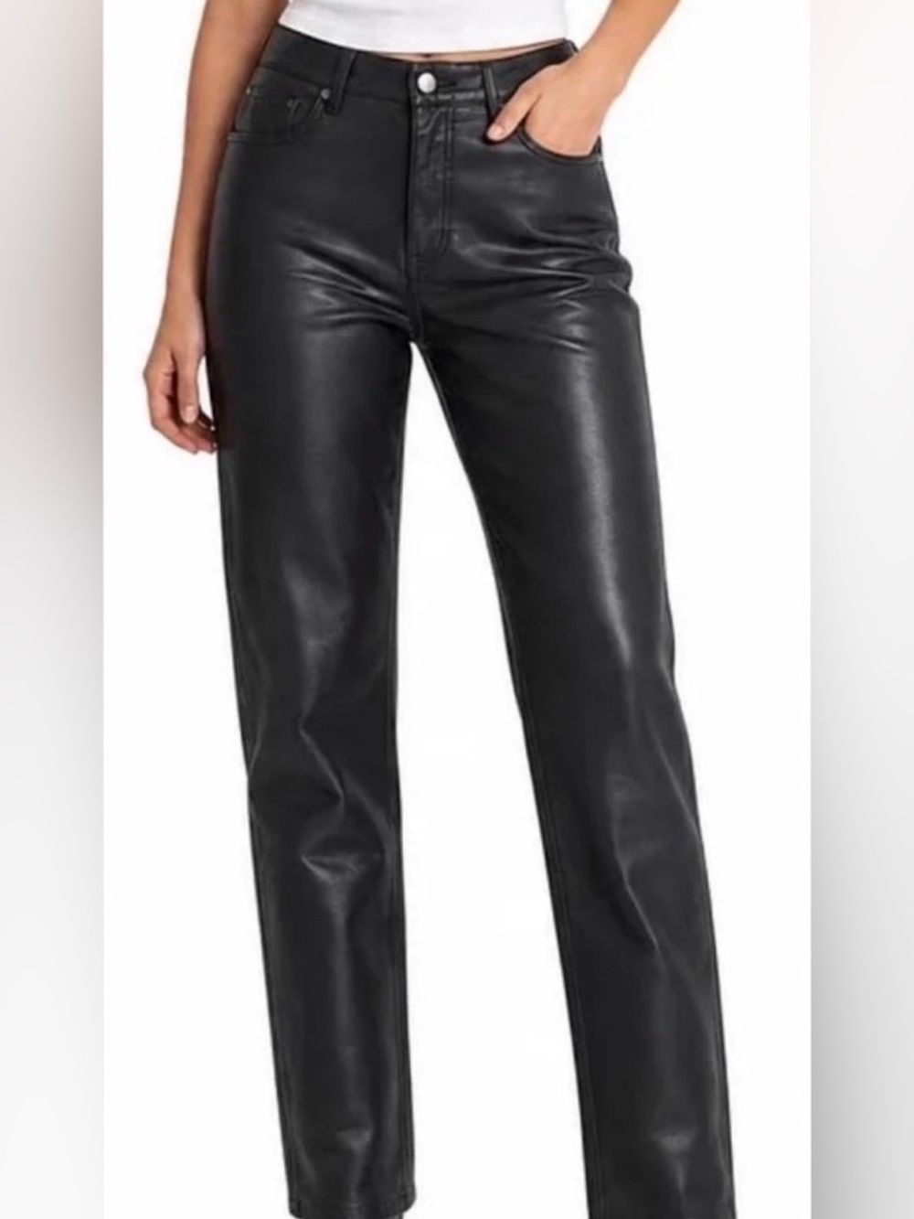 Black Leather-Look Aritzia woman’s Pants